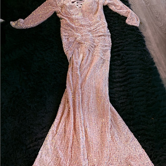 Elegant Pink Sequin Evening Gown - Picture 1 of 7